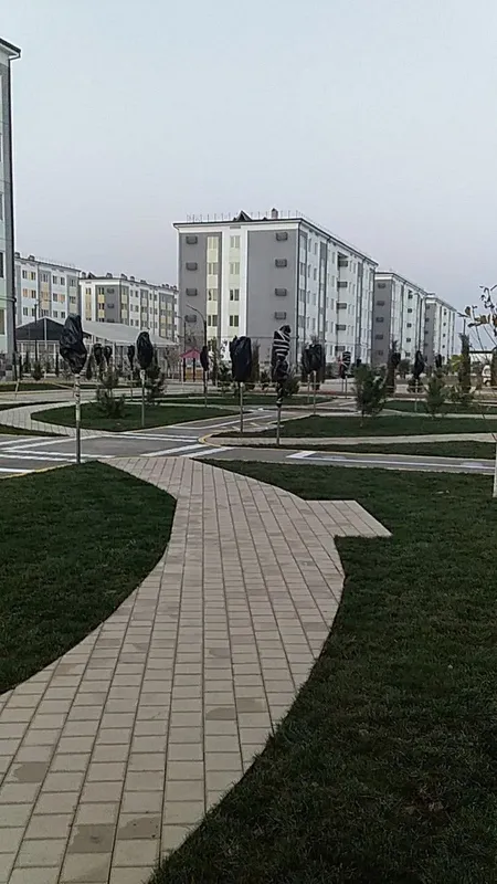 Эски атс биноси сотилади. Атрофида куп каватли домлар жйлашган. 7 Эски атс биноси сотилади. Атрофида куп каватли домлар жйлашган. 7