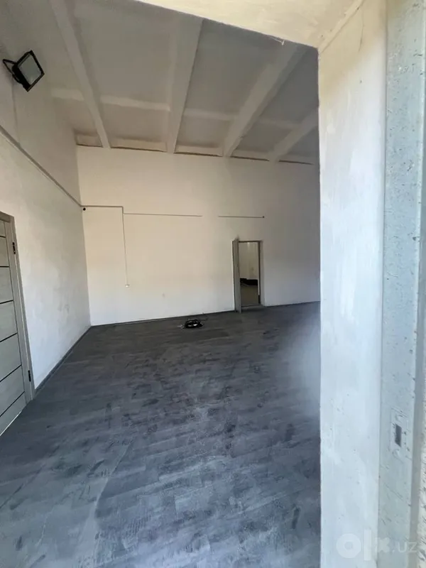 Navoi shaxrida voyenniy gorodkda sklad,ofis arendaga beriladi 5 Navoi shaxrida voyenniy gorodkda sklad,ofis arendaga beriladi 5