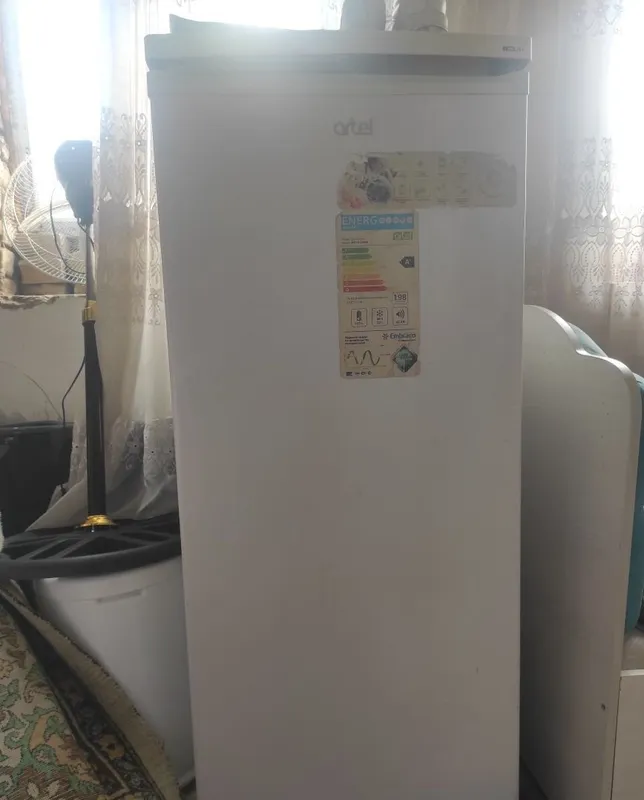 Artel muzlatgichi sotiladi 2