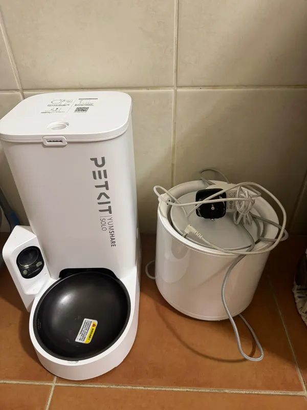Умная миска для кошки PETKIT YumShare Solo smart pet feeder camera