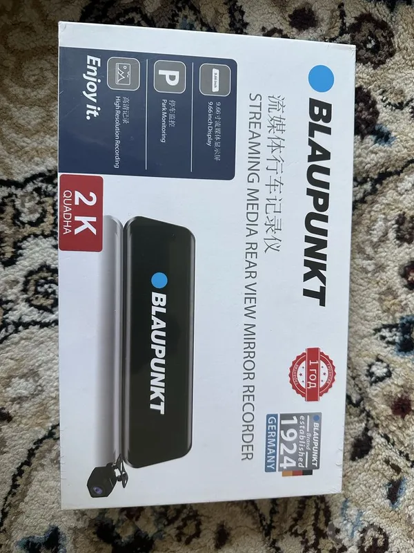 Видеорегистратор Blaupunkt 1 Видеорегистратор Blaupunkt 1