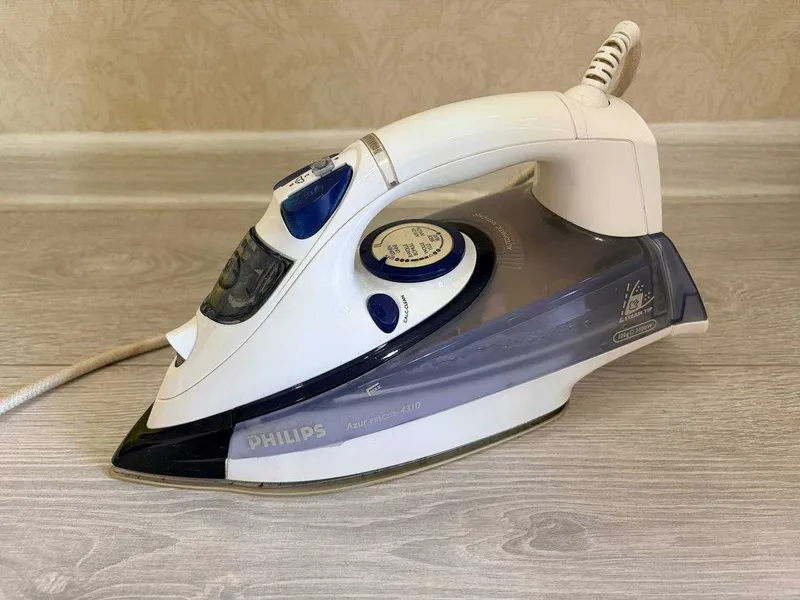 Паровой утюг Philips 4310 в отличном состоянии 2 Паровой утюг Philips 4310 в отличном состоянии 2