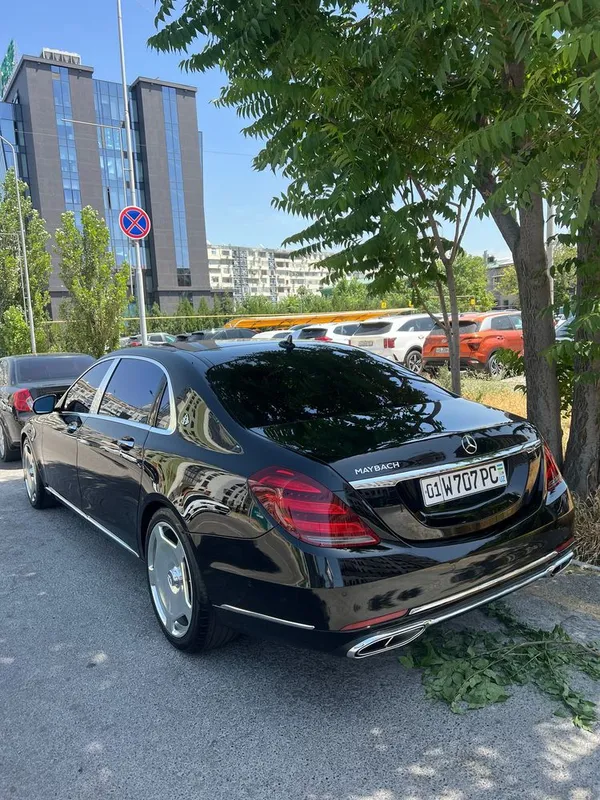 Mercedes benz S class W222 Maybach (original) — фото 1