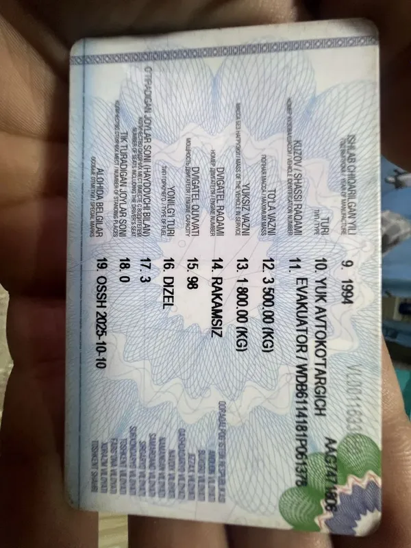 Evakuvator sotiladi mers baklashka tayor yurip turgan m 8 Evakuvator sotiladi mers baklashka tayor yurip turgan m 8
