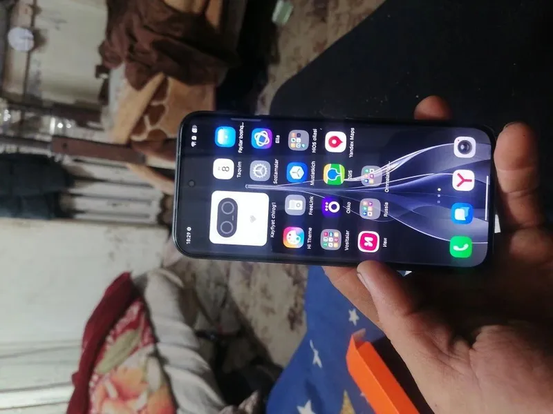 Techno Spark Slim 16 256 1