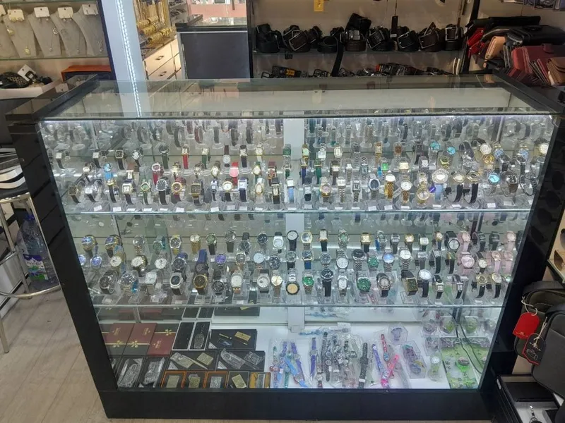 Vitrina aksessuarlar uchun 1 Vitrina aksessuarlar uchun 1