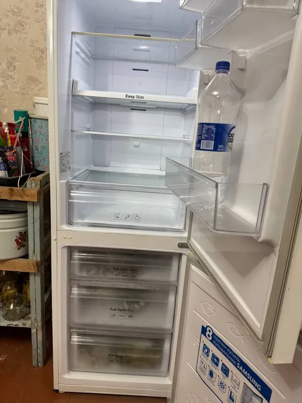 Холодильник Samsung 2 Холодильник Samsung 2