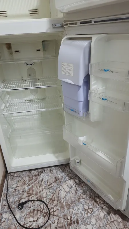 Холодильник SAMSUNG no frost 5 Холодильник SAMSUNG no frost 5