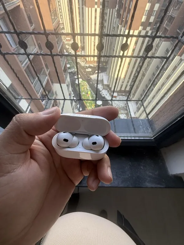 Airpods pro 3 yengi 1 oylik