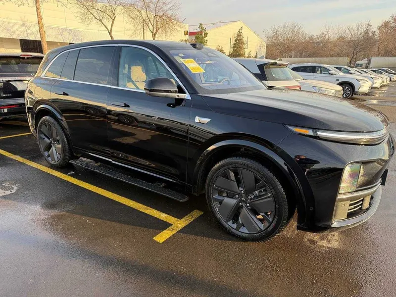 li 7 ultra restyling