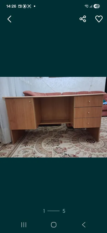 Продаётся стол письменный