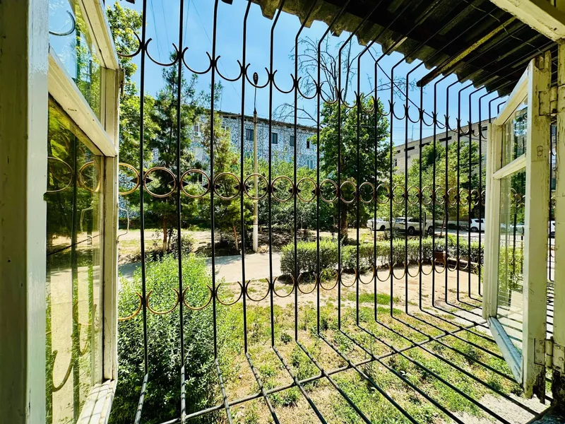 Продается квартира в Янгиюле 1 этаж 4 комнатная (Без ремонта) — фото 1