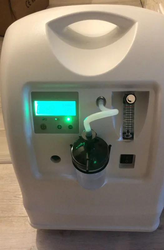Новый кислородный концентратор Yuwell 7F-5 (5 литров) 2 Новый кислородный концентратор Yuwell 7F-5 (5 литров) 2