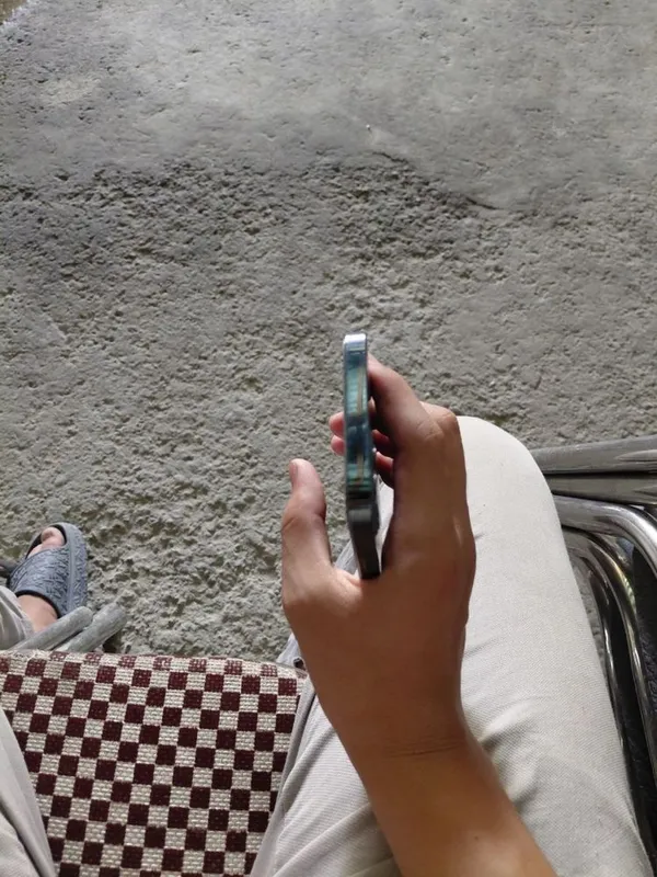 Iphone 12pro sotiladi 2
