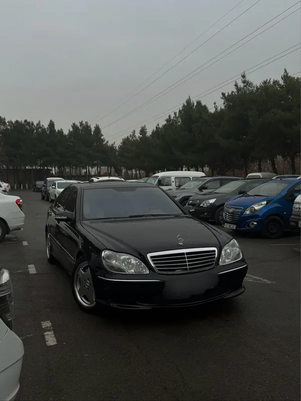 Mercedes-Benz S500 Kompressor 5.0 V8 – Luxus klass