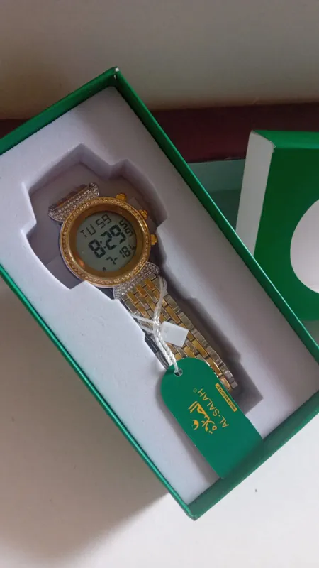 Al-salah watch "water resistant" ayollar soati
