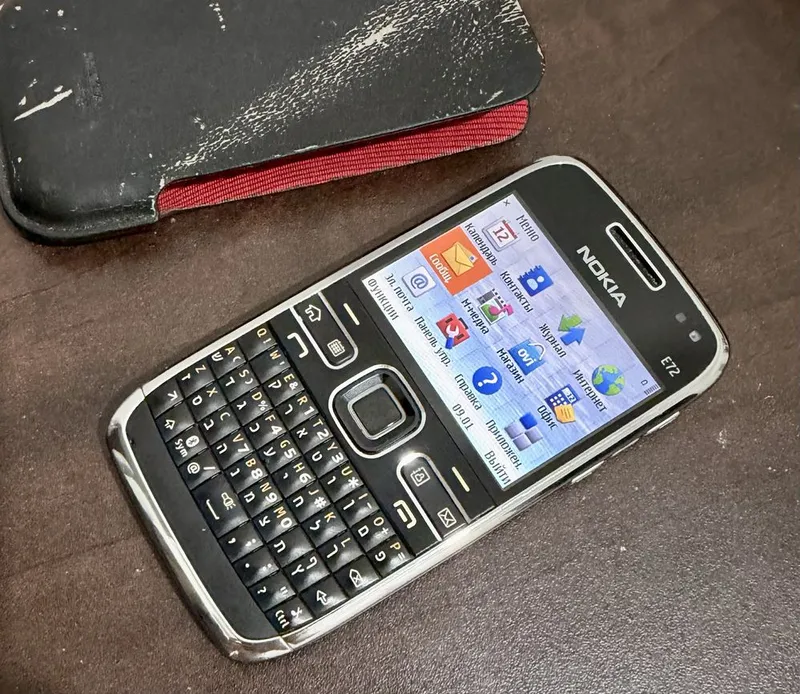 Nokia E72 1 Nokia E72 1