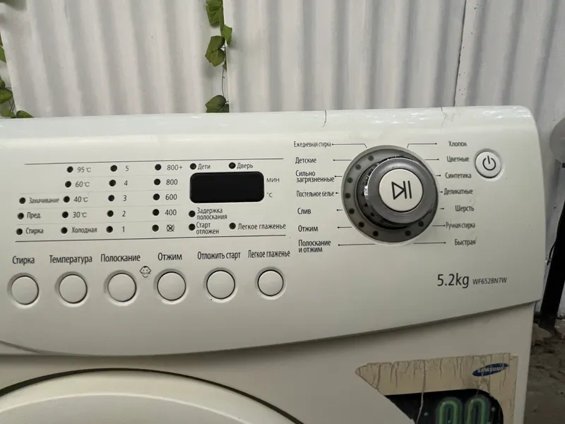 Стиральная машина Samsung WF6528N7W, 5.2 кг 2