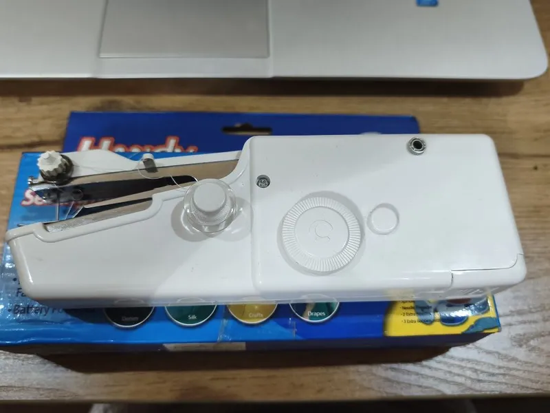 Портативная ручная швейная машинка Handy Stitch — фото 2