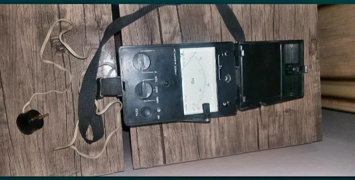 Megaommetr sotiladi 3 Megaommetr sotiladi 3