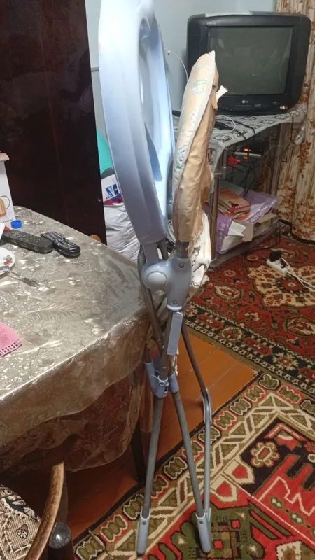 Bolalar ovqatlantirish stulchasi sotiladi 3