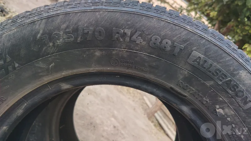 R14: 1 зимняя и 2 всесезонные шины 3 R14: 1 зимняя и 2 всесезонные шины 3