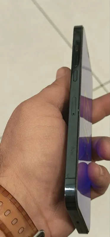 Iphon 12 pro max 256 gb karopka bor holati 10/9 4
