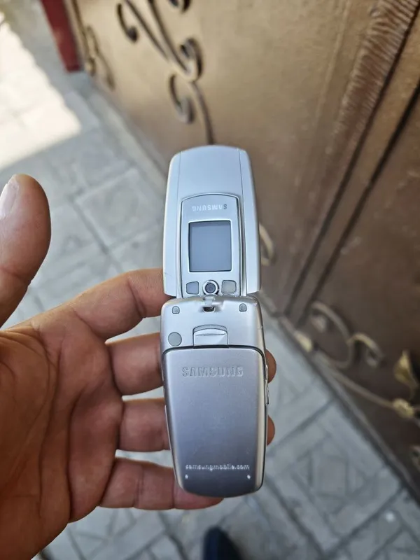 Самсунг SGH 710 идеал холатта 1 Самсунг SGH 710 идеал холатта 1
