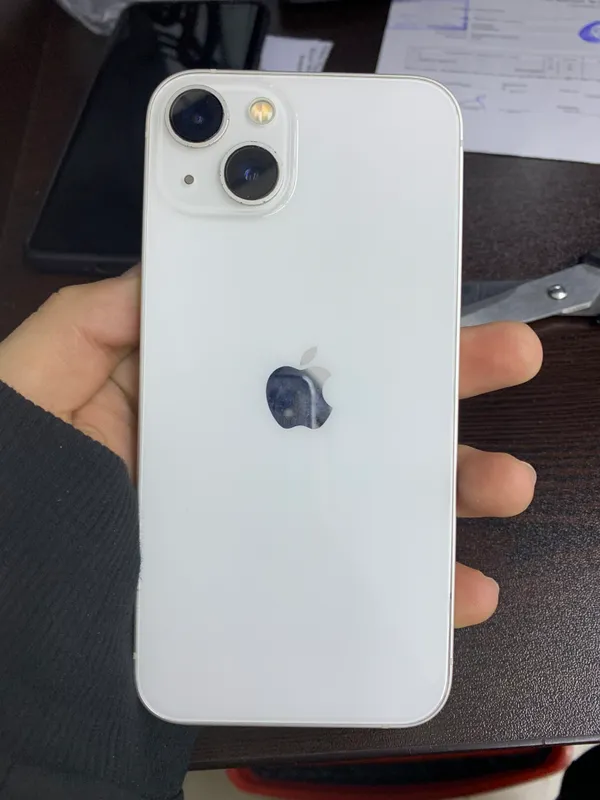 iPhone 13 1 iPhone 13 1