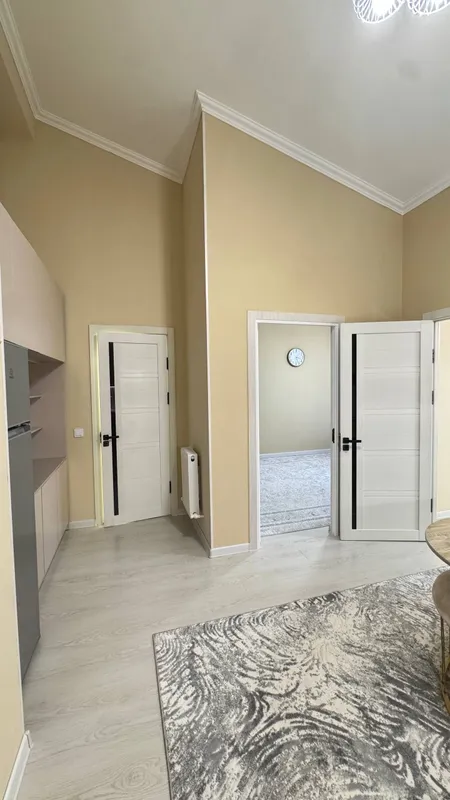 Продаётся квартира Ц2 2х комнатная Ор-р Алайский 7