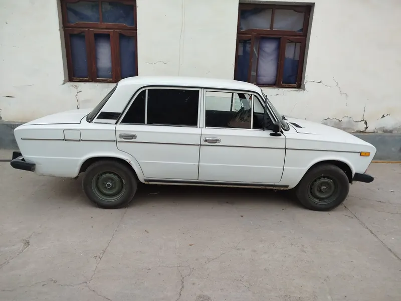 Мощин срочна сотилади, нархи келищилади