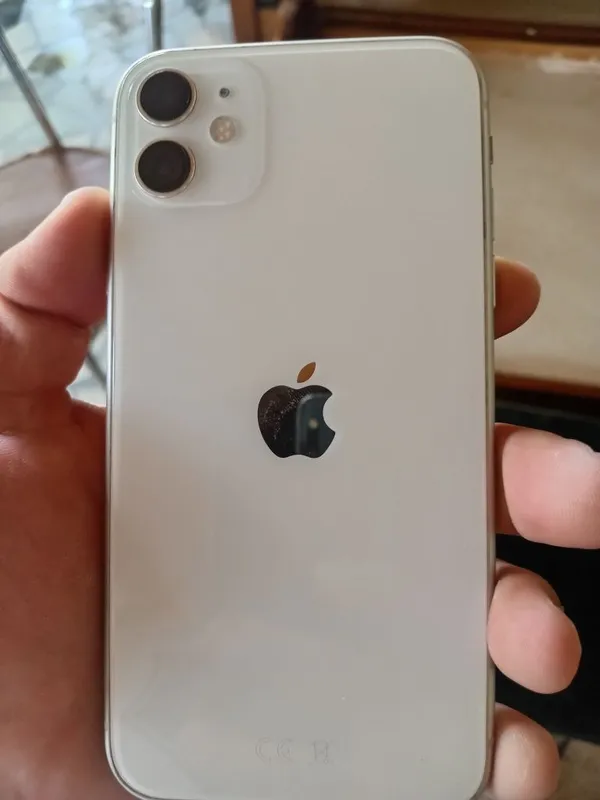 Iphone 11, белый 64 — фото 1