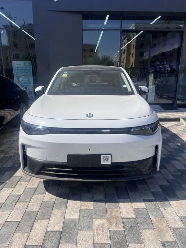 Leapmotor C 10 EV 2026 yil 1 Leapmotor C 10 EV 2026 yil 1