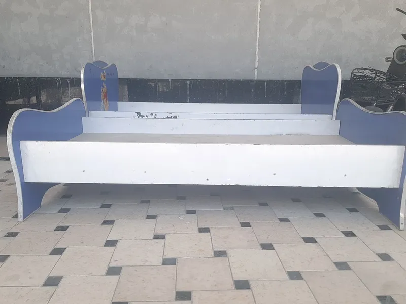 Kravat 2 tasi 500 ming
