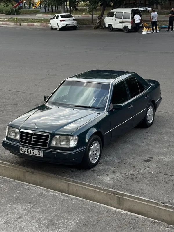 Mercedes benz w124 E230 1 Mercedes benz w124 E230 1