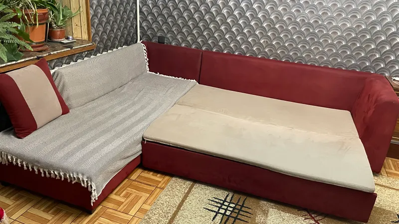 Yoyiladigan burchak divan 2