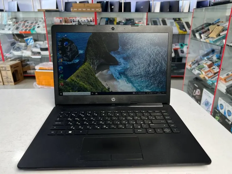 HP office noutbuk AMD A9-9425 Radeon 8/128 ssd holati ideal
