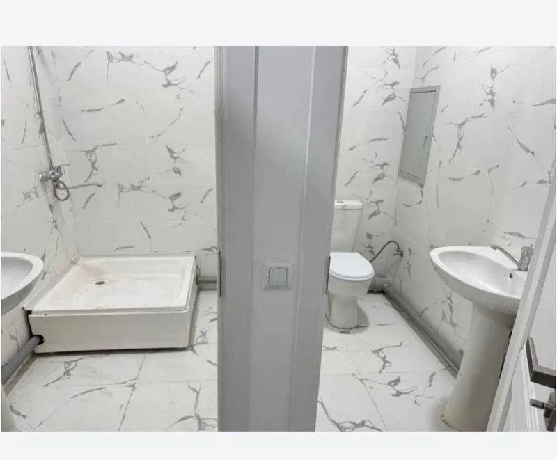 Olmazor metro vakzal oldida 3 Olmazor metro vakzal oldida 3