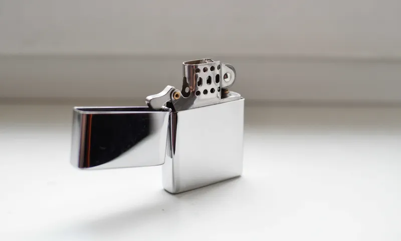 Бензиновая зажигалка Zorro