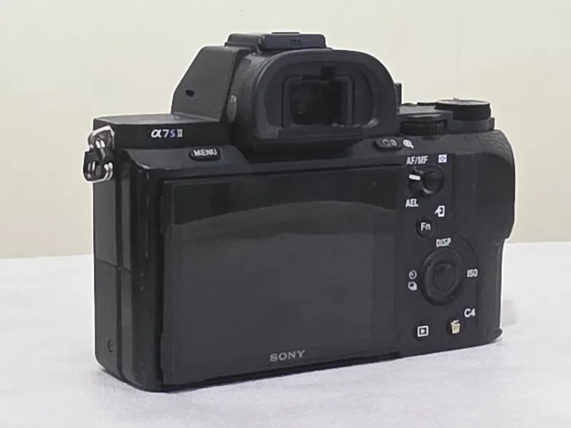 Sony a7S2 Body sotiladi — фото 3