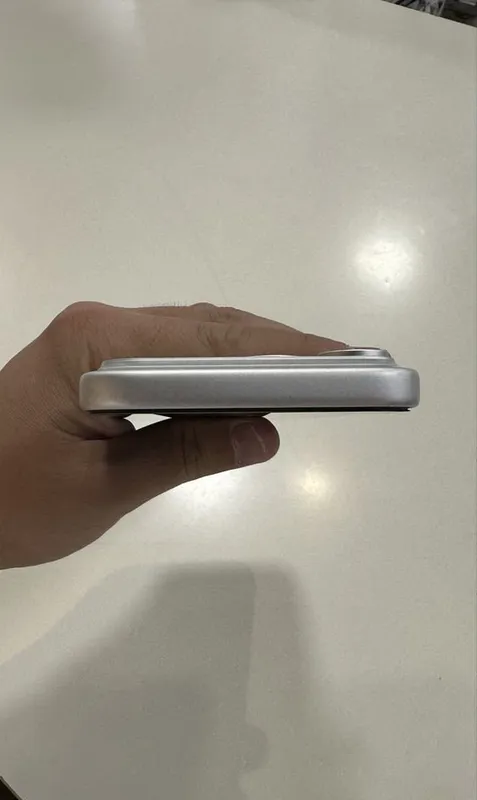 iPhone 17 Pro Max срочно 8