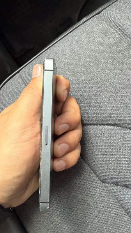 Срочно продаётся iPhone 5s space gray 4 Срочно продаётся iPhone 5s space gray 4