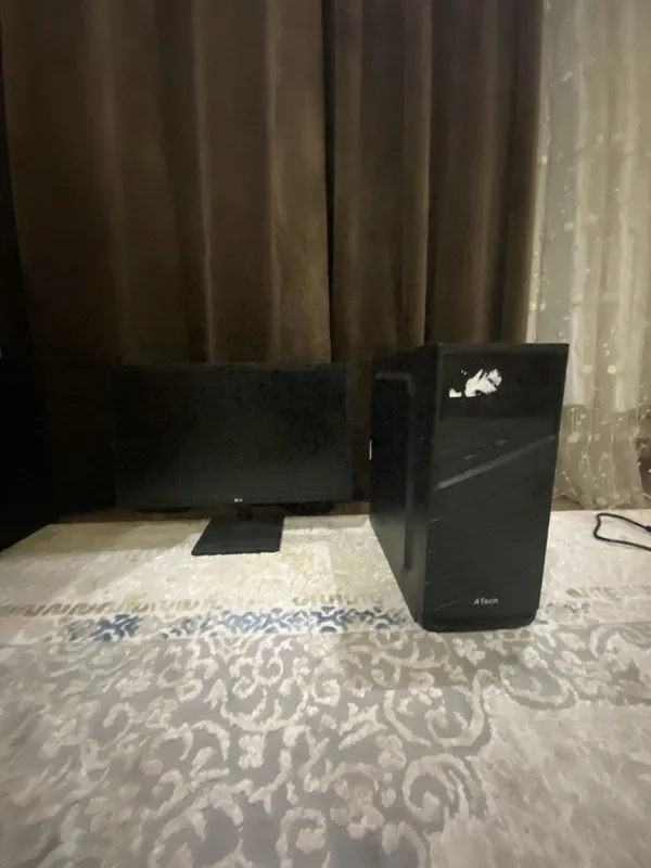 Kompyuter va Monitor arzon narxda 3 ta komplekt, хар бири 980000 сум , 1 Kompyuter va Monitor arzon narxda 3 ta komplekt, хар бири 980000 сум , 1