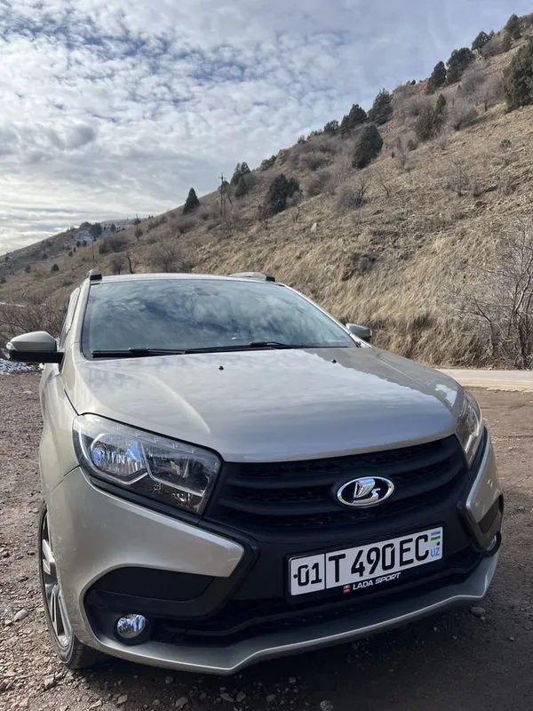 Lada Xray 1.8 AMT 5 Lada Xray 1.8 AMT 5