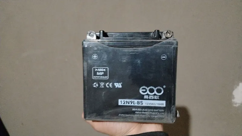 Продаётся аккумулятор 12V 9A — фото 1