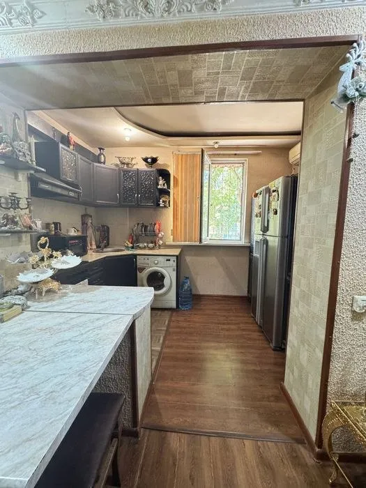 4 xonali kvartira, 70 m2, Mirzo Ulug'bek 8