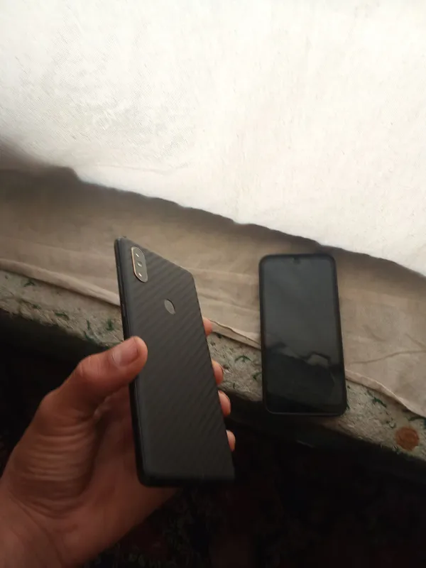 redmi +7. mi mix 2s 3 redmi +7. mi mix 2s 3