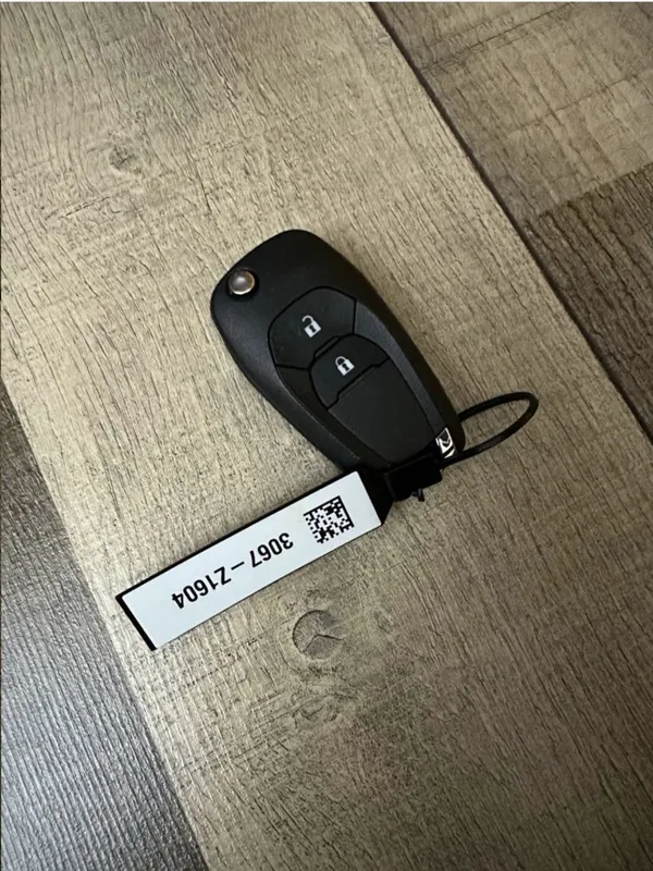 Tracker 1 авто ключ, пульт GM оригинал 2 Tracker 1 авто ключ, пульт GM оригинал 2