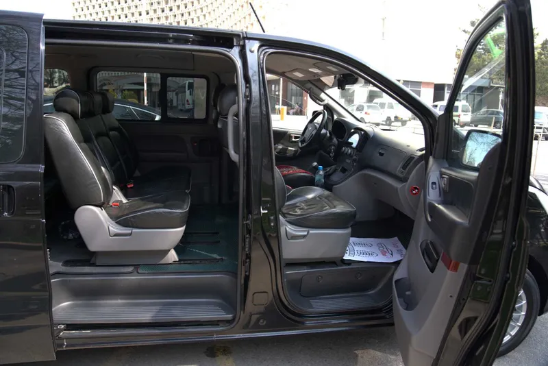 Hyundai H1 7 ва 10 ўринлик минивен хизматлари — фото 2