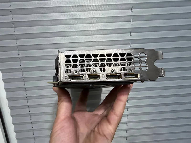 RTX 2060 Gigabyte videokartasi 4 RTX 2060 Gigabyte videokartasi 4